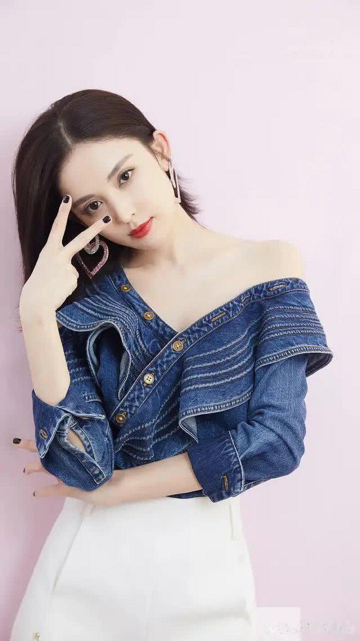 清新俏皮古力娜扎