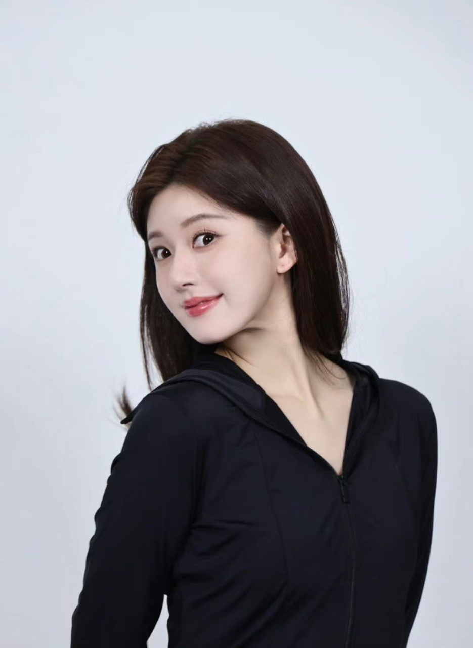 赵露思能做这么多鬼脸,是不是变相证明没有整容?[鼓掌]