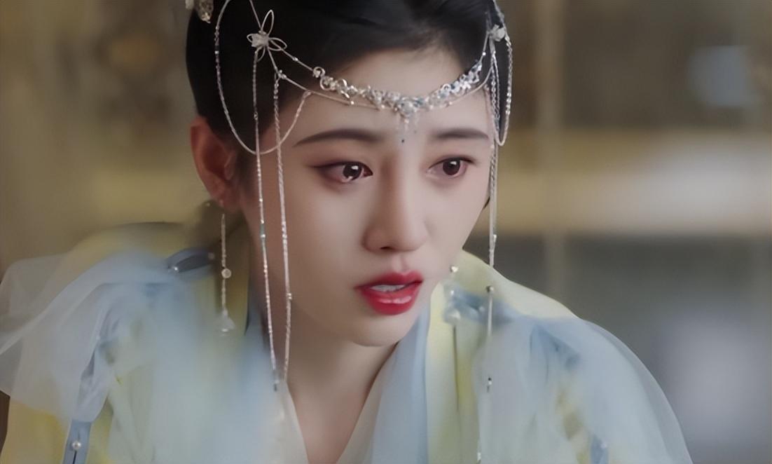 回顾鞠婧祎:屡次说谎被拆穿,为何她能把"一手好牌打得