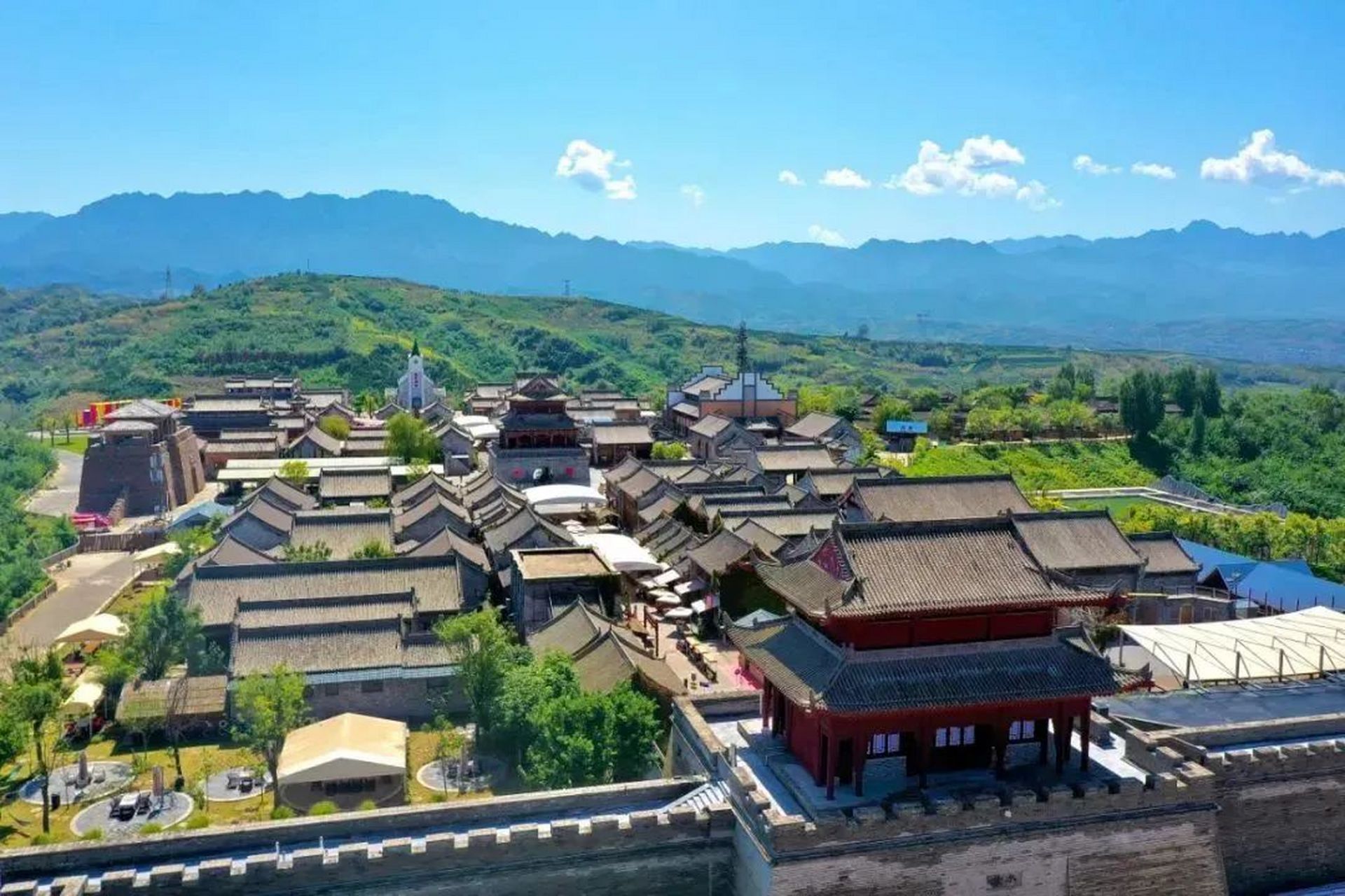 走进陕西西安白鹿原影视城,领略关中民风民俗,探访关中民居特色建筑