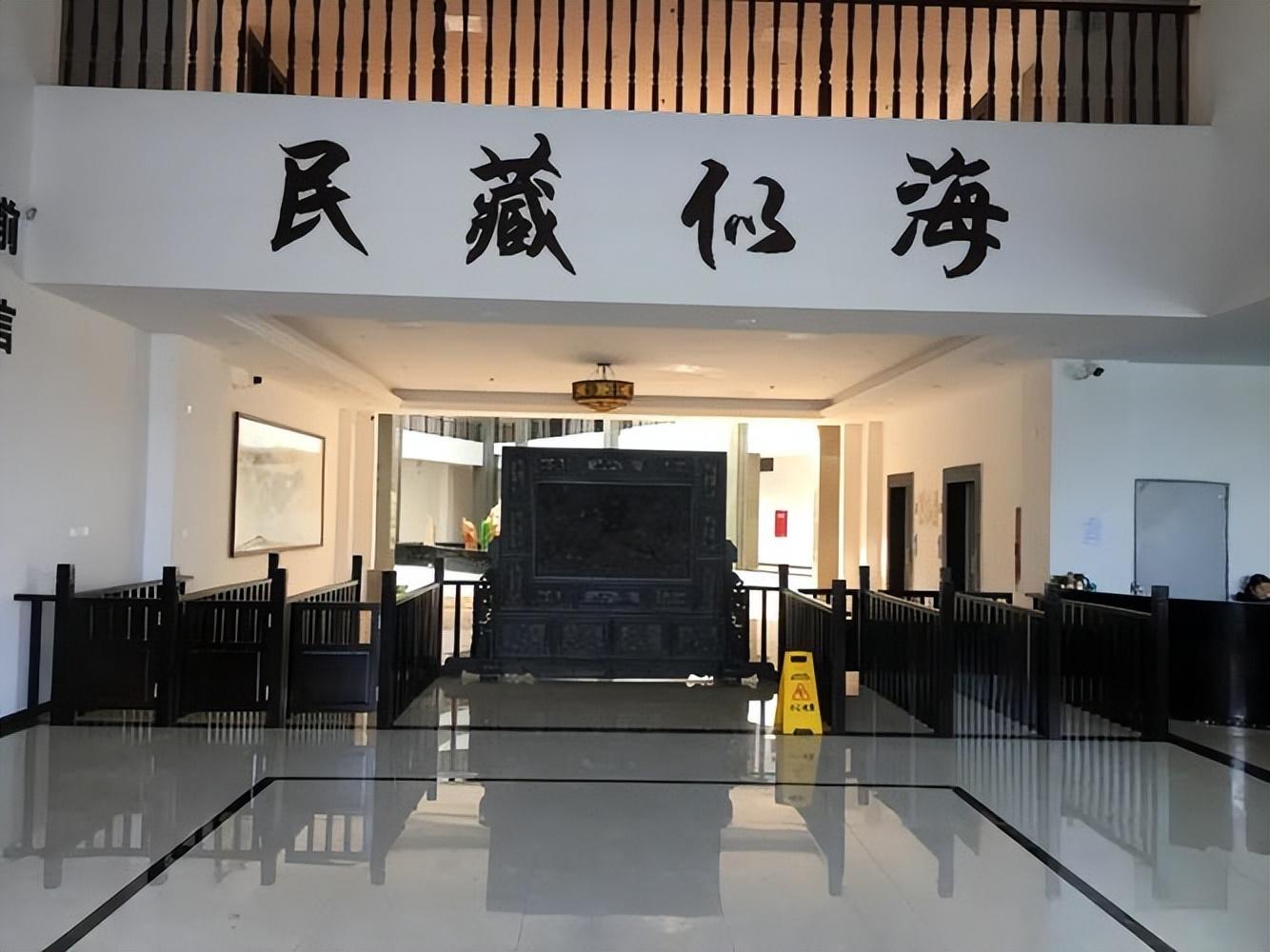 即位于四川崇州市街子古镇唐公社区的百姓博物馆,原本沉浸在喜悦之中