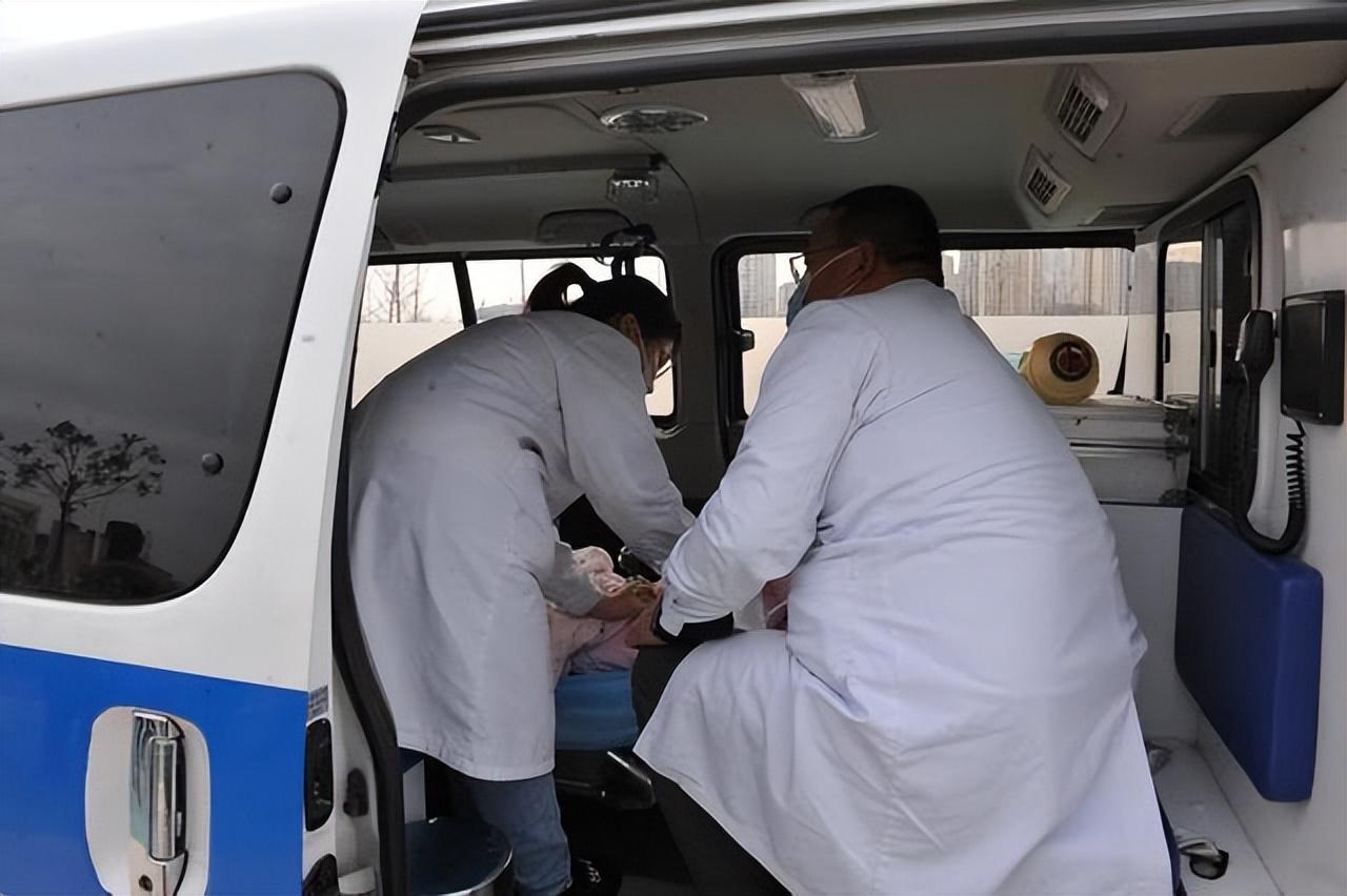 纪实:救护车急刹致病人死亡,医院却将死者家属告上法庭,结果如何