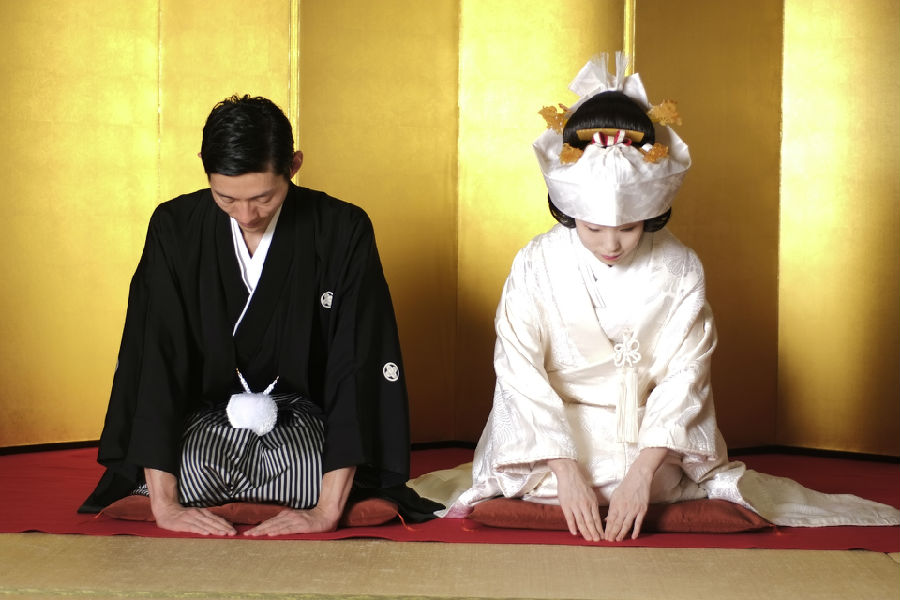 日本"婚活"市场火爆,不结婚却体验婚后生活,网友:纵容不婚族