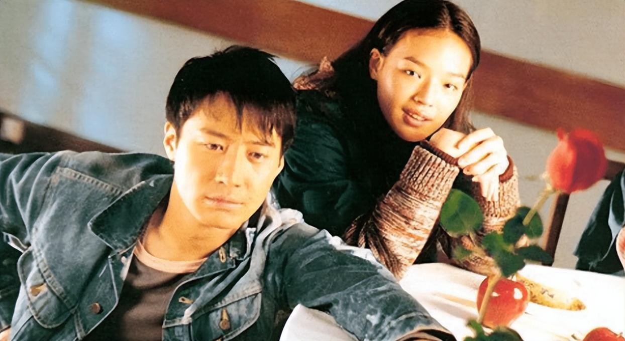 不仅是早年的演艺经历,女神级人物的舒淇在感情上也并不顺利.