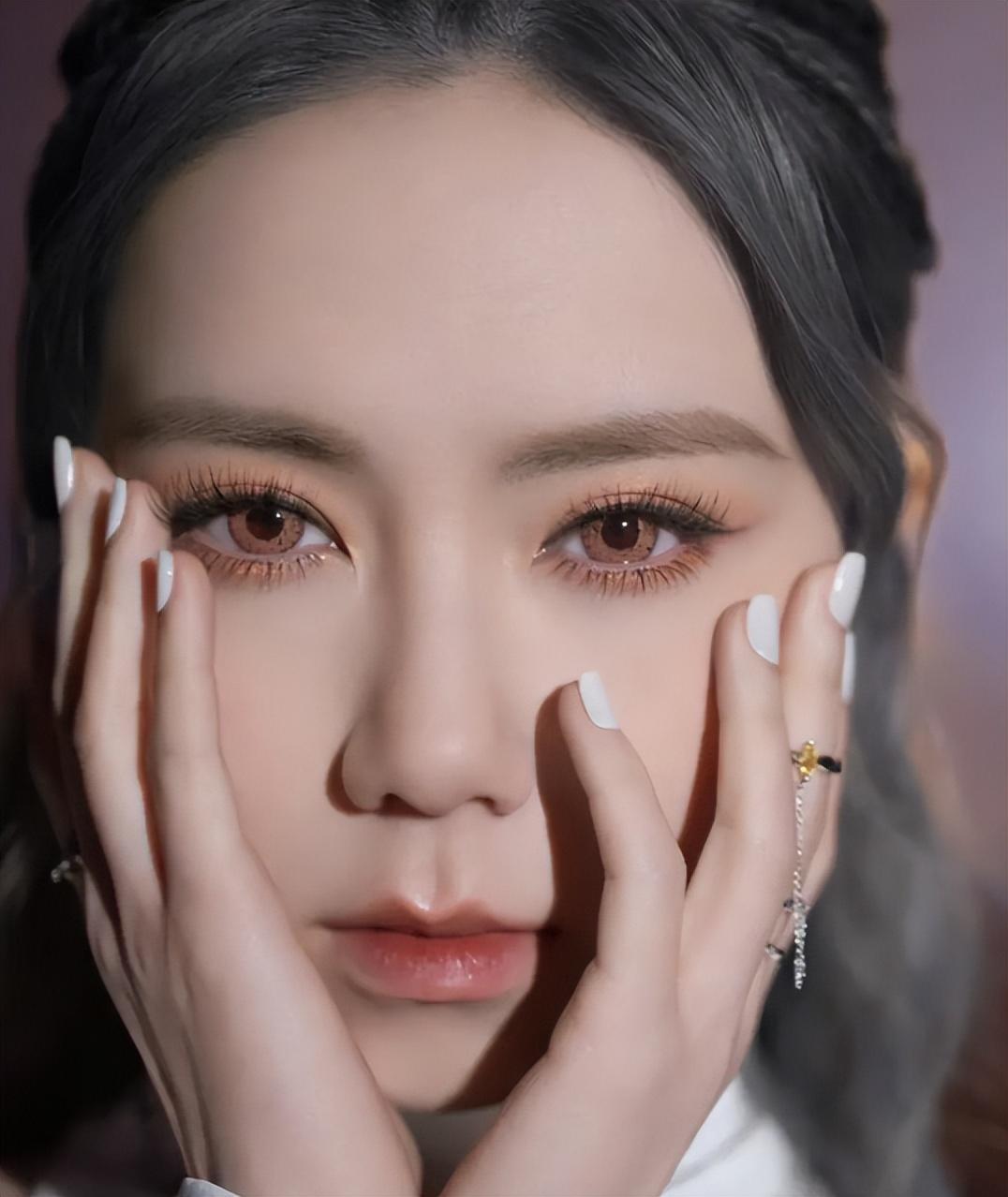 回顾:看脸气场一米八,实际不到1米6的九大女星,最低的