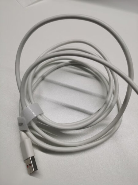 绿联数据线值得买吗?加粗线芯韧性强,传输更流畅