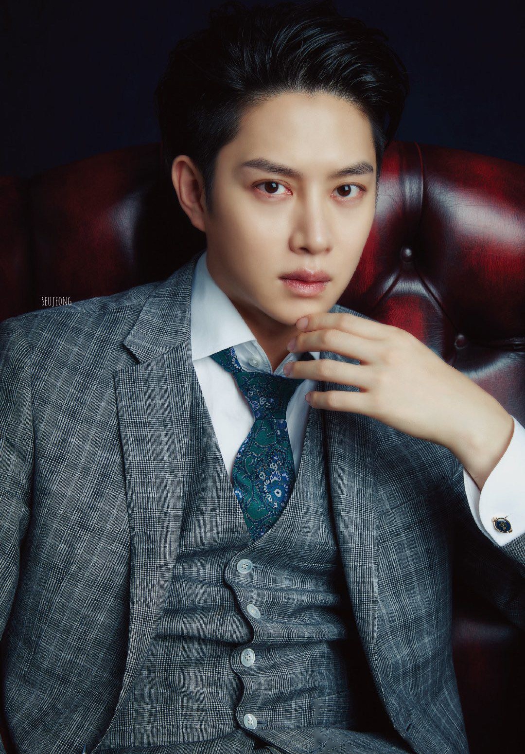 李宣美 人形立牌:金雪炫 脸蛋天才:车银优 自由的灵魂:金希澈 钻石