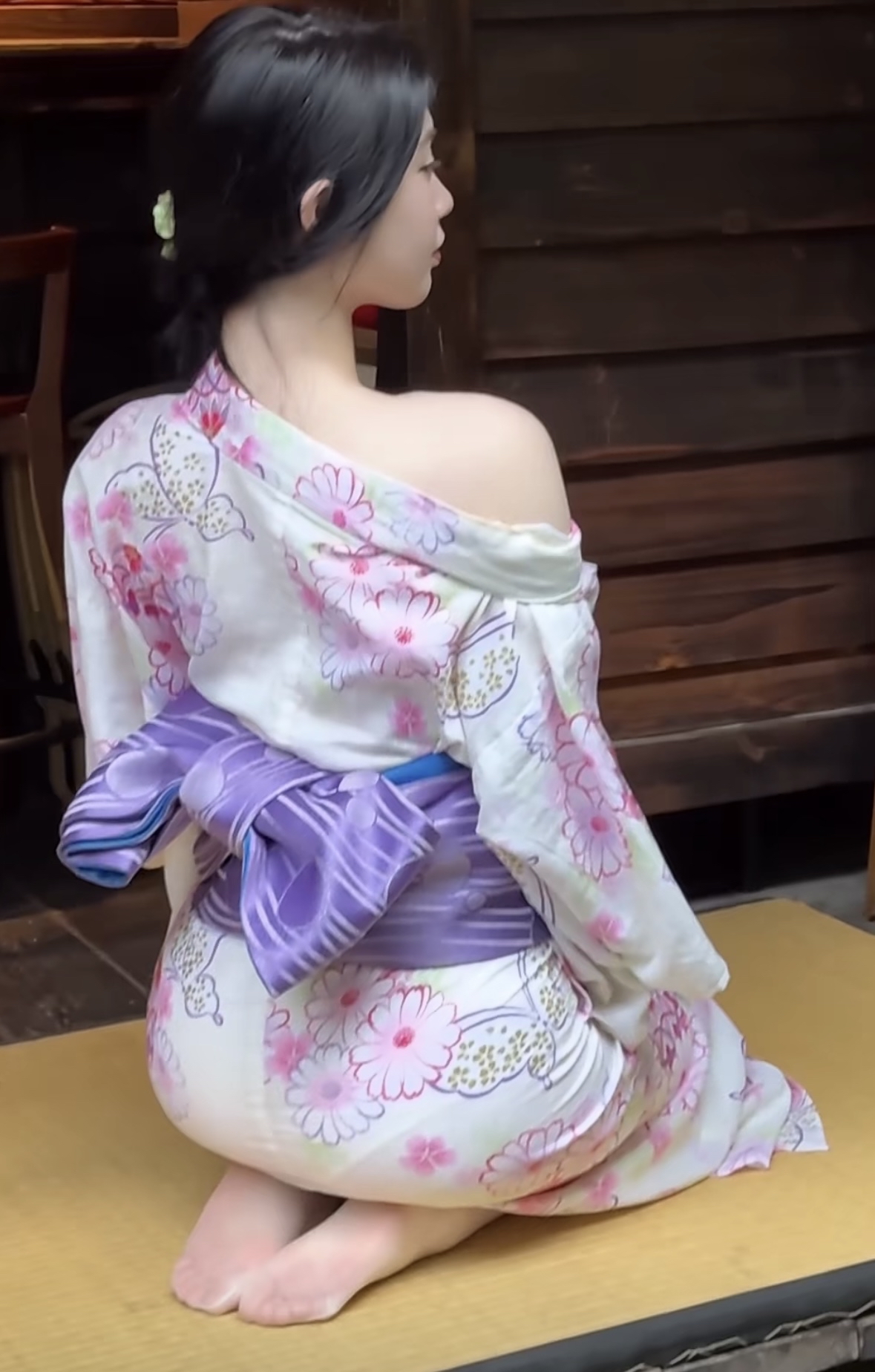 这是准备打入敌人内部吗?