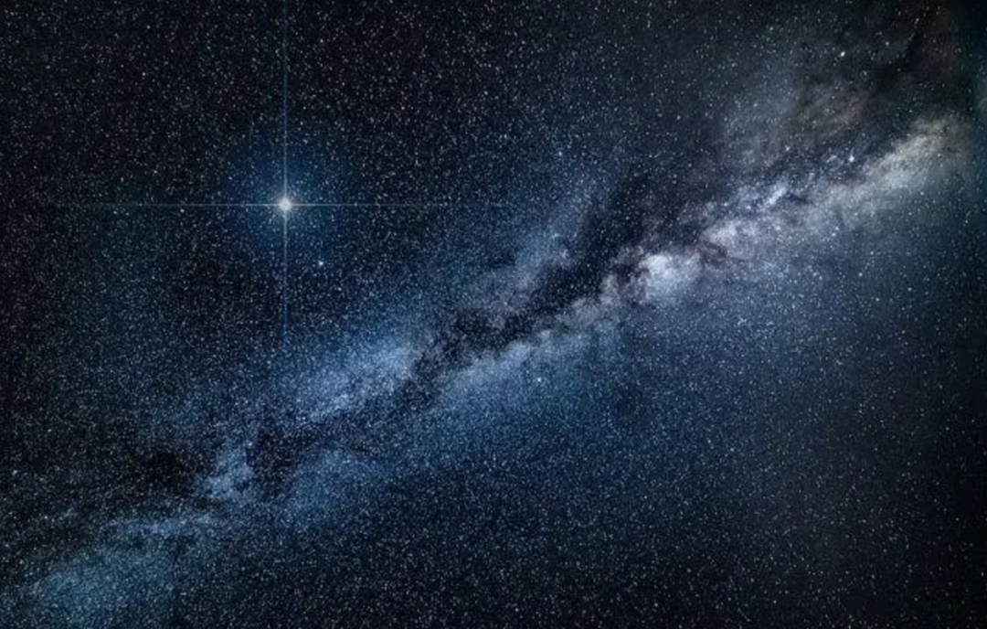 回顾:目前仅有一张银河系全景图,合成得到的?其它图片都是假的吗