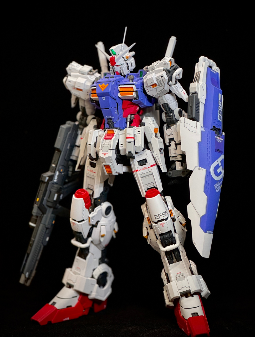 模型欣赏:机甲之城 gp01陆战型十周年限定,外甲采用了pgu元祖高达的水