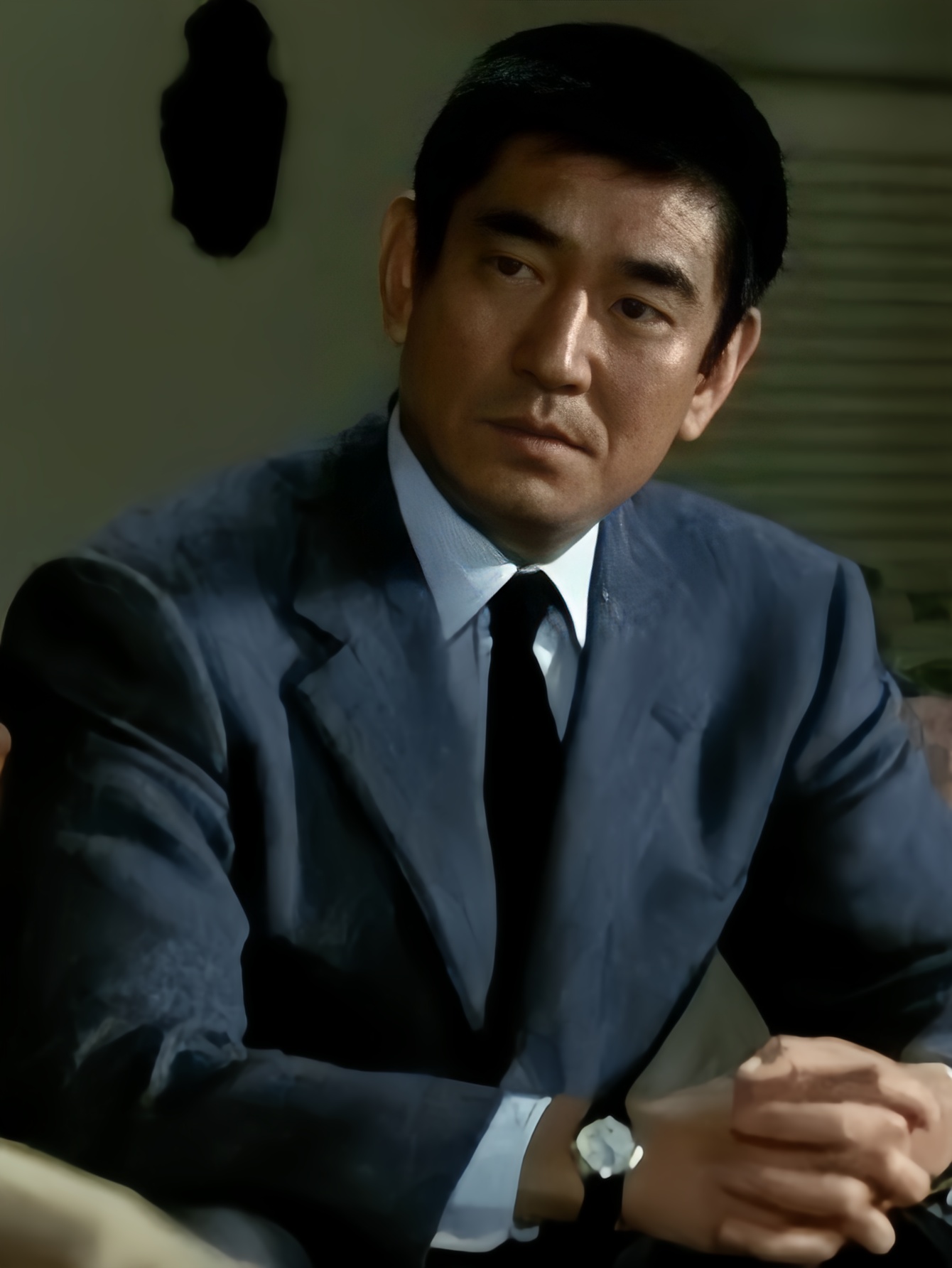 原来,这个女人的亲哥高仓健前段时间去世,她本以为自己身为亲妹妹,与