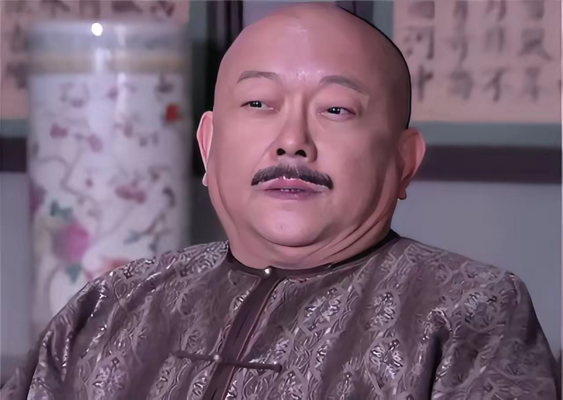 和珅真正的对手只有三个,一个阿桂,一个福康安,一个王杰.