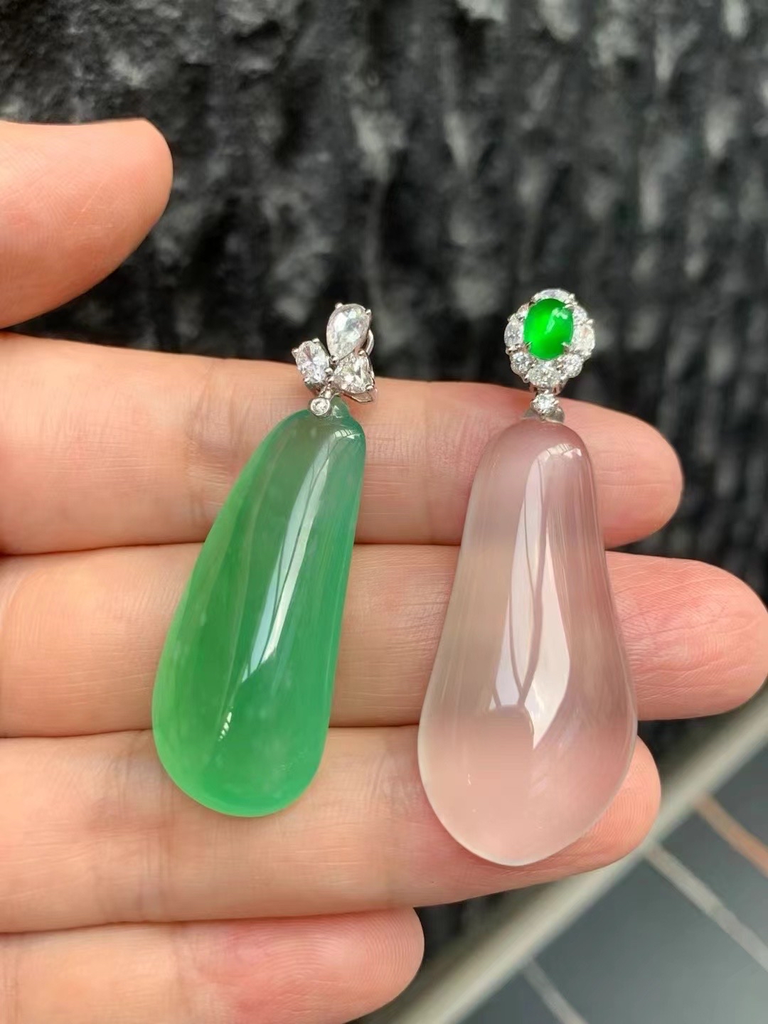 玻璃种福瓜,晶莹剔透,满满的胶感,福气满满,果冻般的质感.