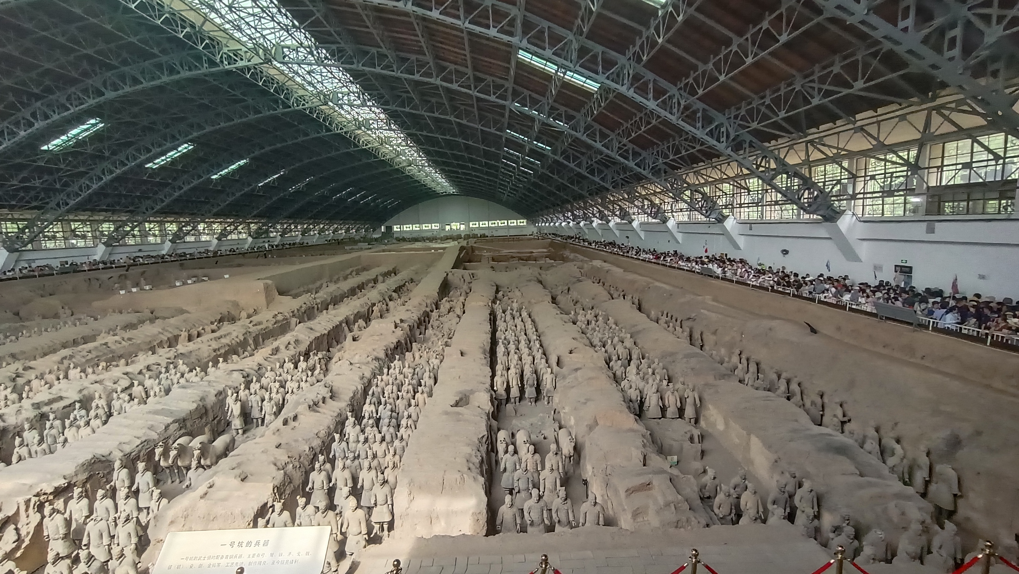 本地推荐# 秦始皇陵兵马俑,位于今陕西省西安市临潼区,看到兵马俑档 