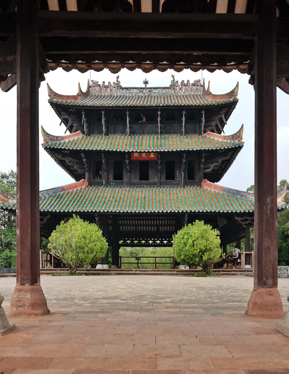 广西容县 — "杠杆式"明代阁楼:真武阁 在广东境内,古寺,古庙,古祠