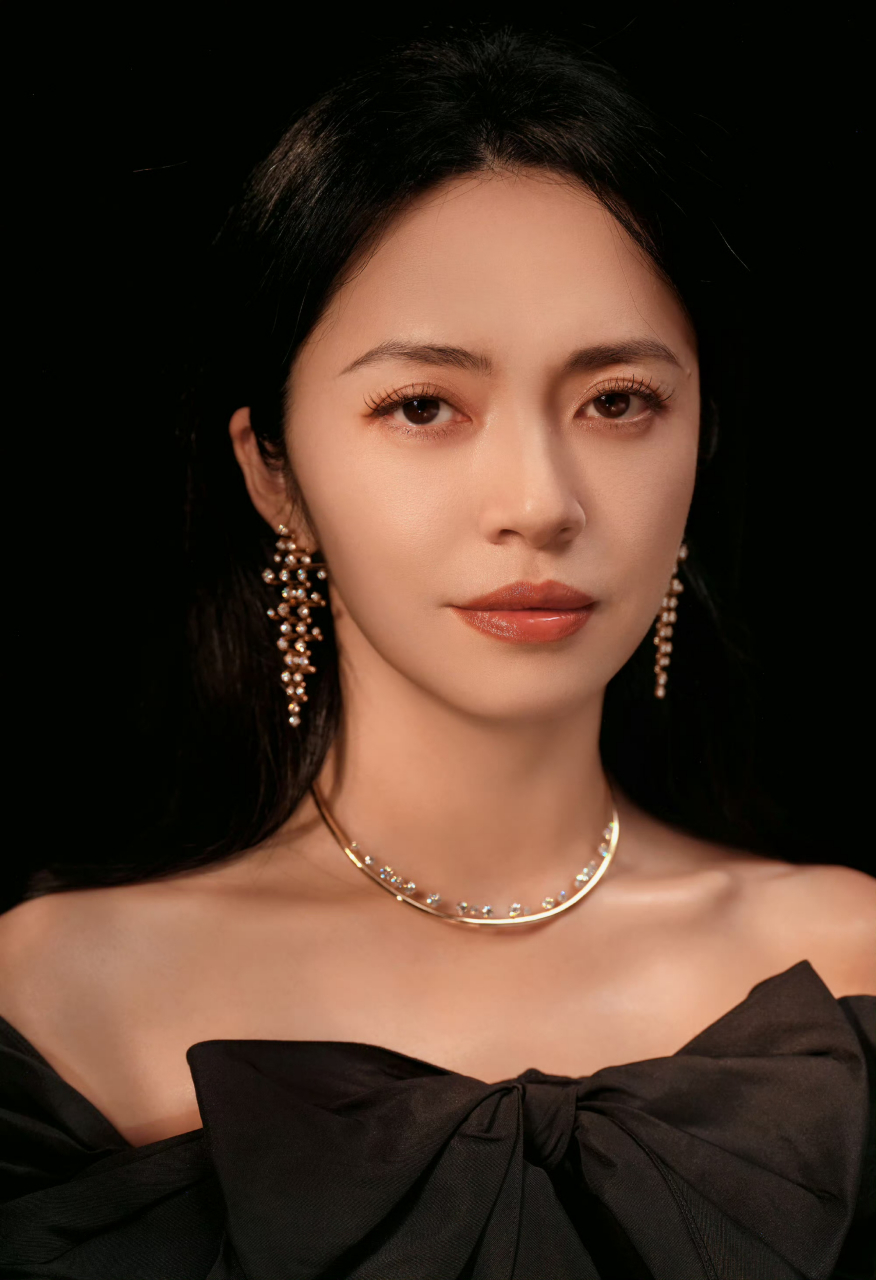 姚晨黑色衣服系列写真