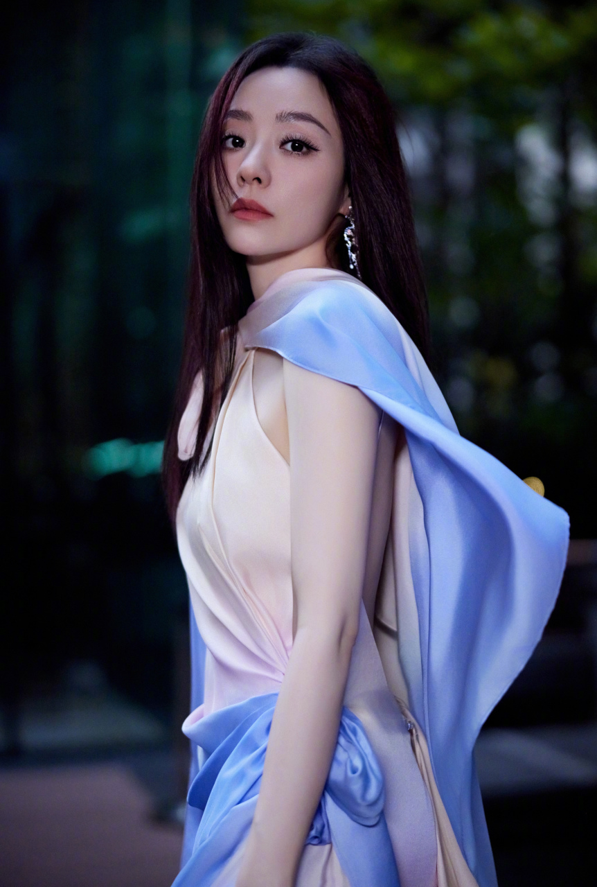 张靓颖,颜值高歌声美,美美美!