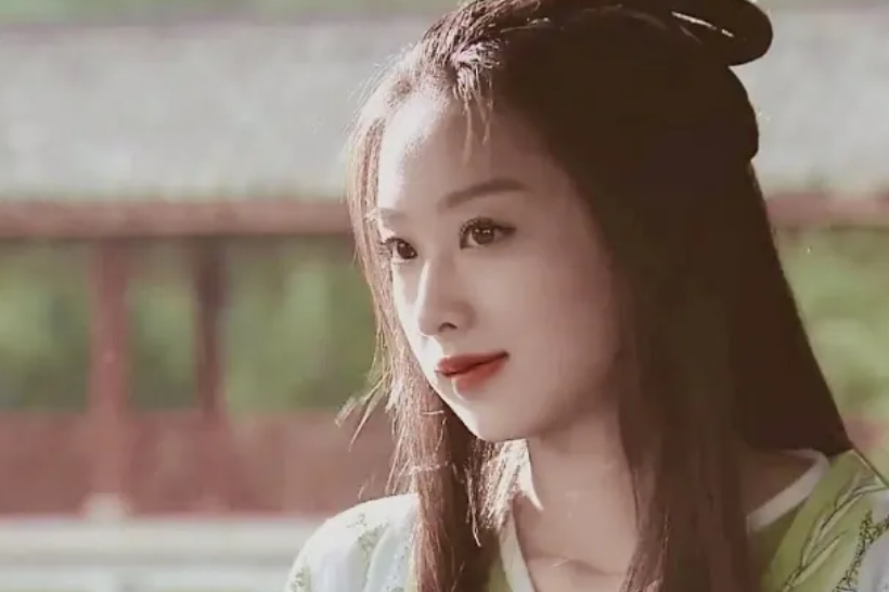 穆婷婷 