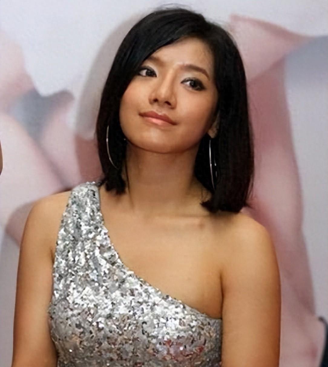 江映蓉曾是《超级女声》冠军,凭借甜美形象和音乐才华走红