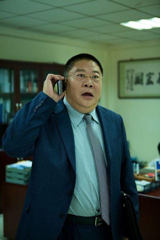 回顾刘金山:父亲早逝,母亲患癌,岳母偏瘫,53岁得女,幸福来得不易