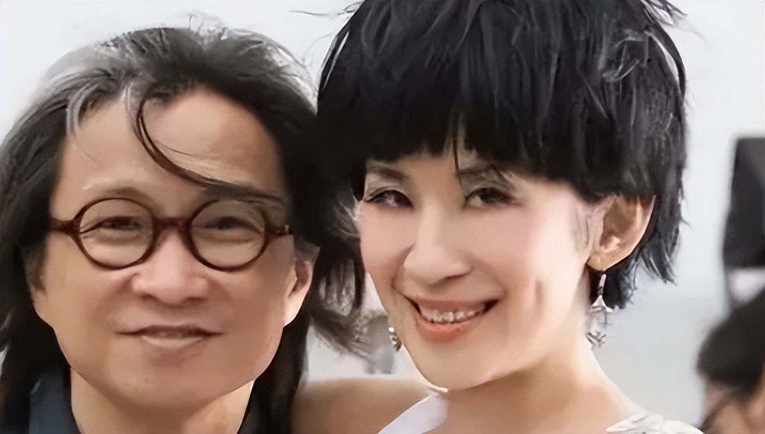 离婚传闻中的陈妍希:在吴君如派对上的欢乐时光引发热议