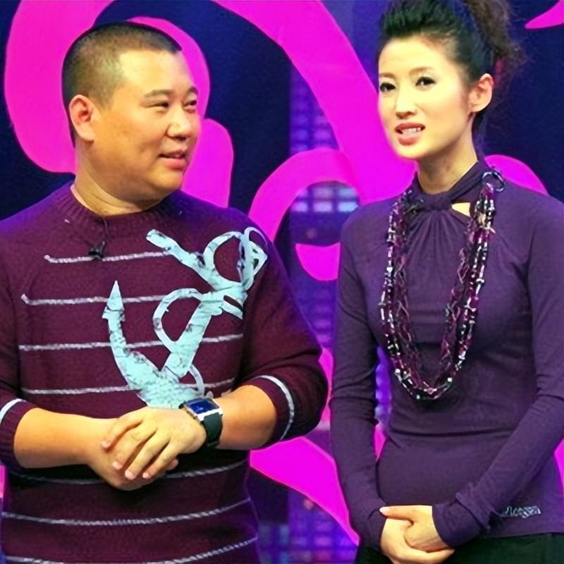 回顾北京卫视一姐春妮:和郭德纲搭档,二婚嫁给刚强,儿子叫刚好