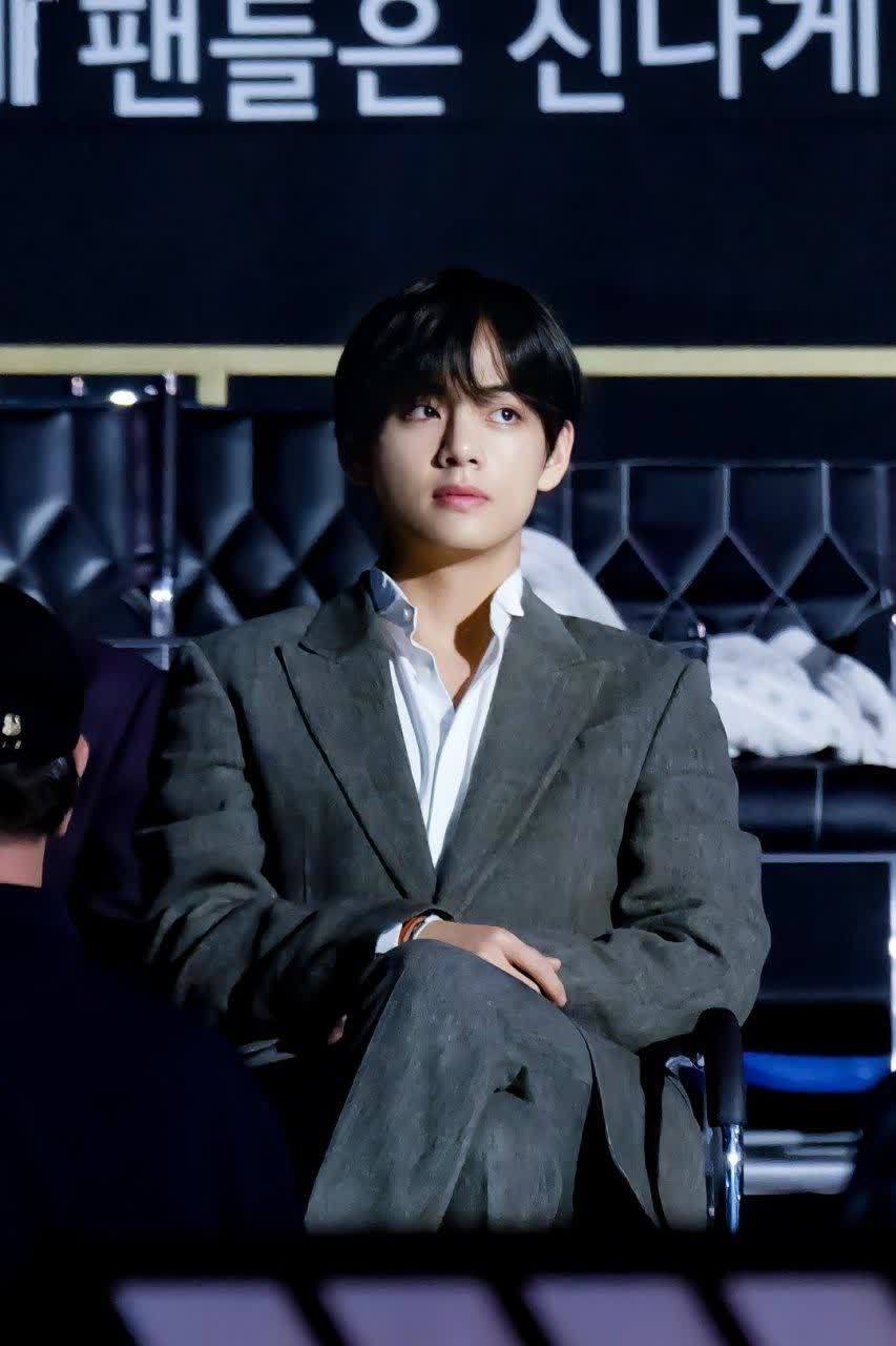 金泰亨的帅气瞬间