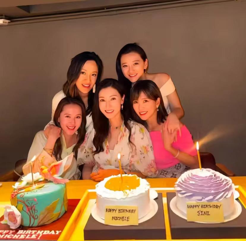 李嘉欣54岁奢华庆生,百亿闺蜜齐聚一堂!