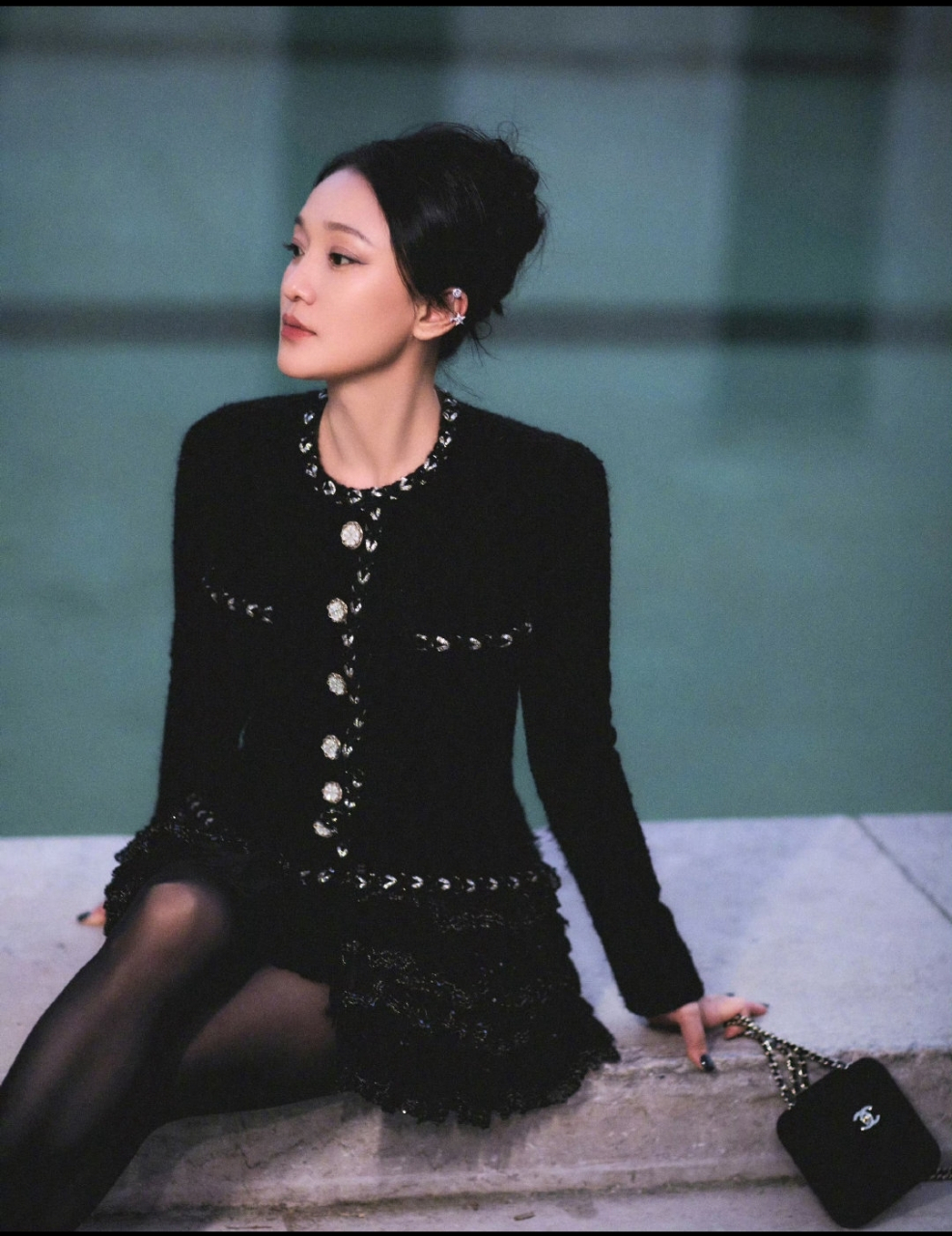 周迅亮相活动,以一袭chanel春夏高级定制连衣裙惊艳四座!