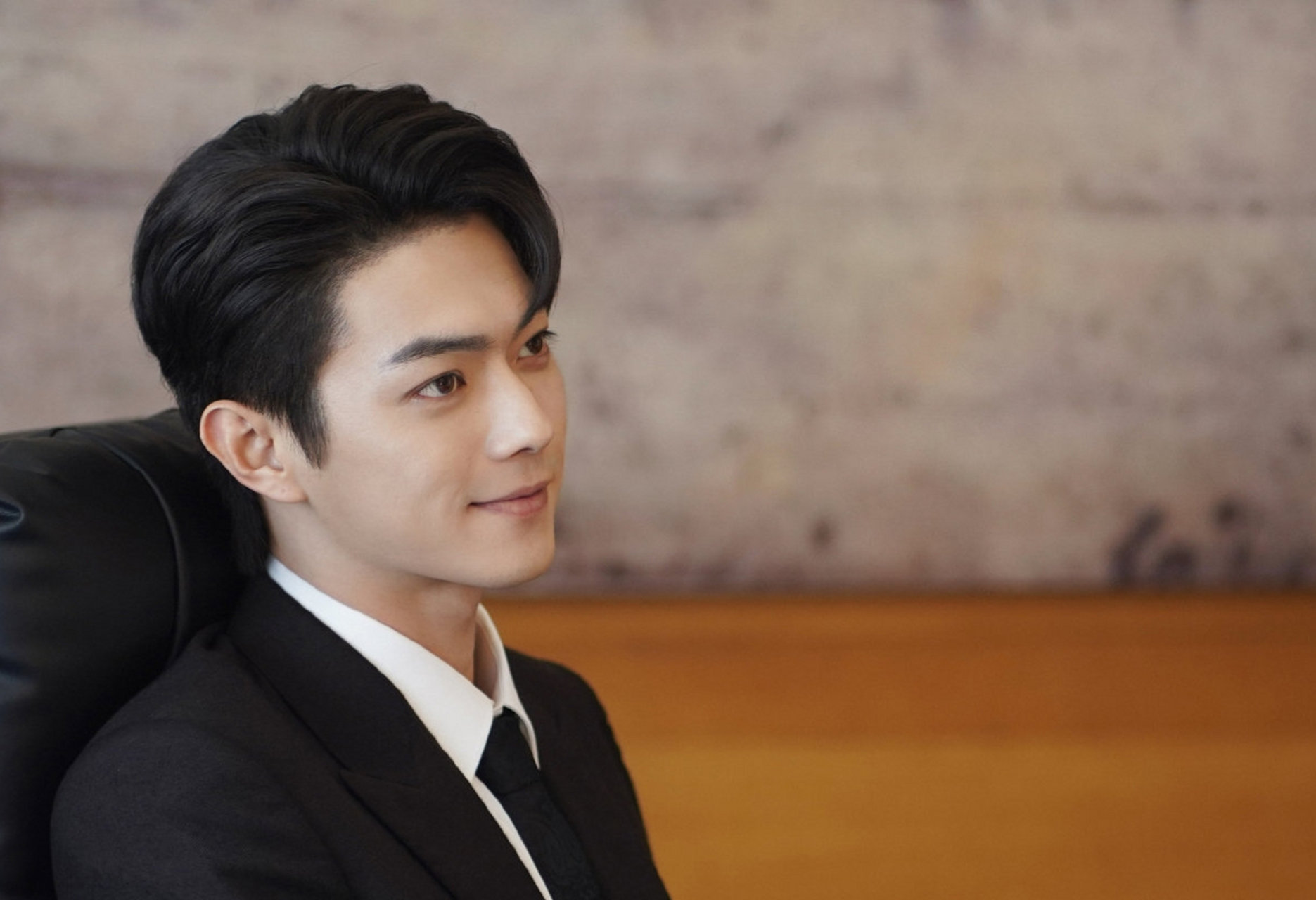 现代剧《你比星光美丽》定档7月2日播出,许凯谭松韵主演.