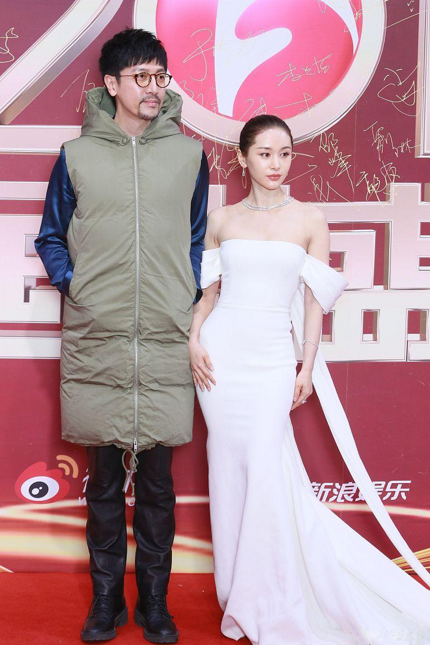 张鲁一和王子文同框,最萌身高差!