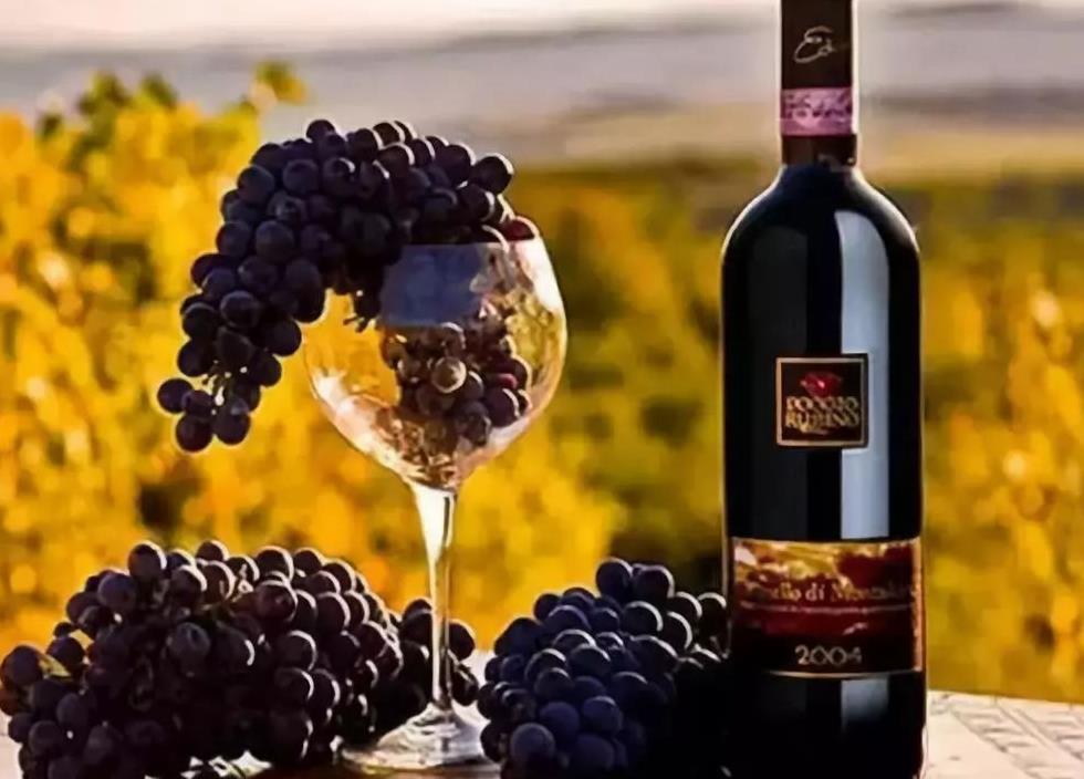 尝了一次意大利葡萄酒后,我再也离不开,为什么意大利酒如此迷人?