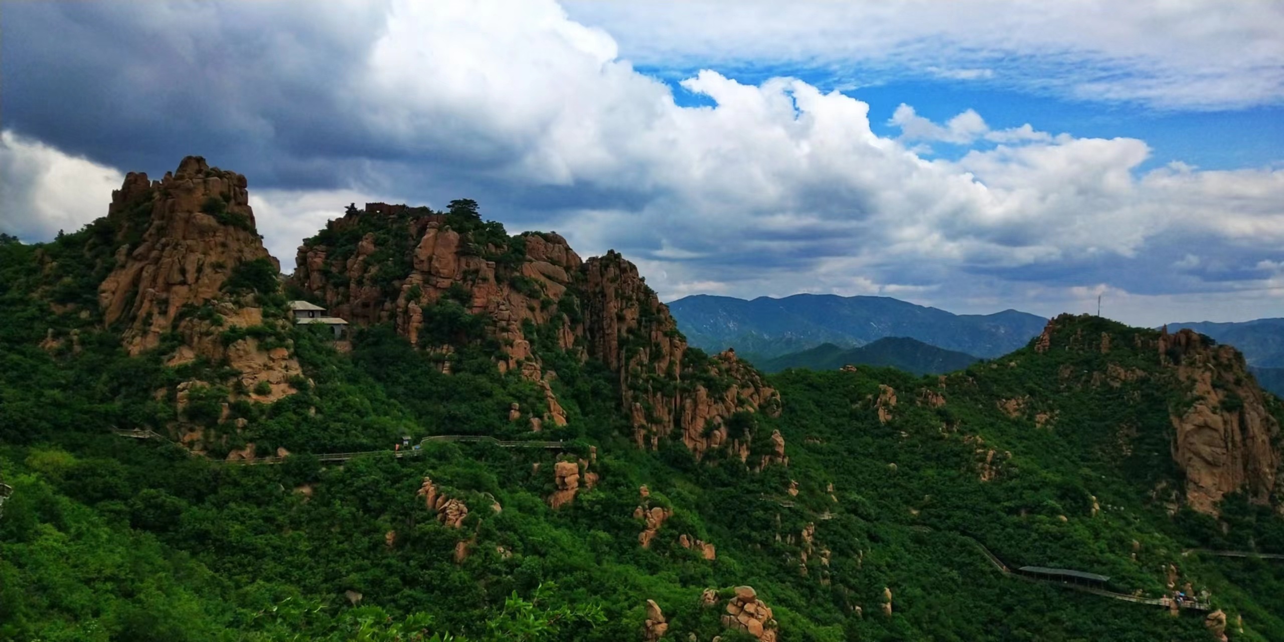 辽宁省朝阳市:山石峻美 风光无限#新时代六地辽宁杠杠滴