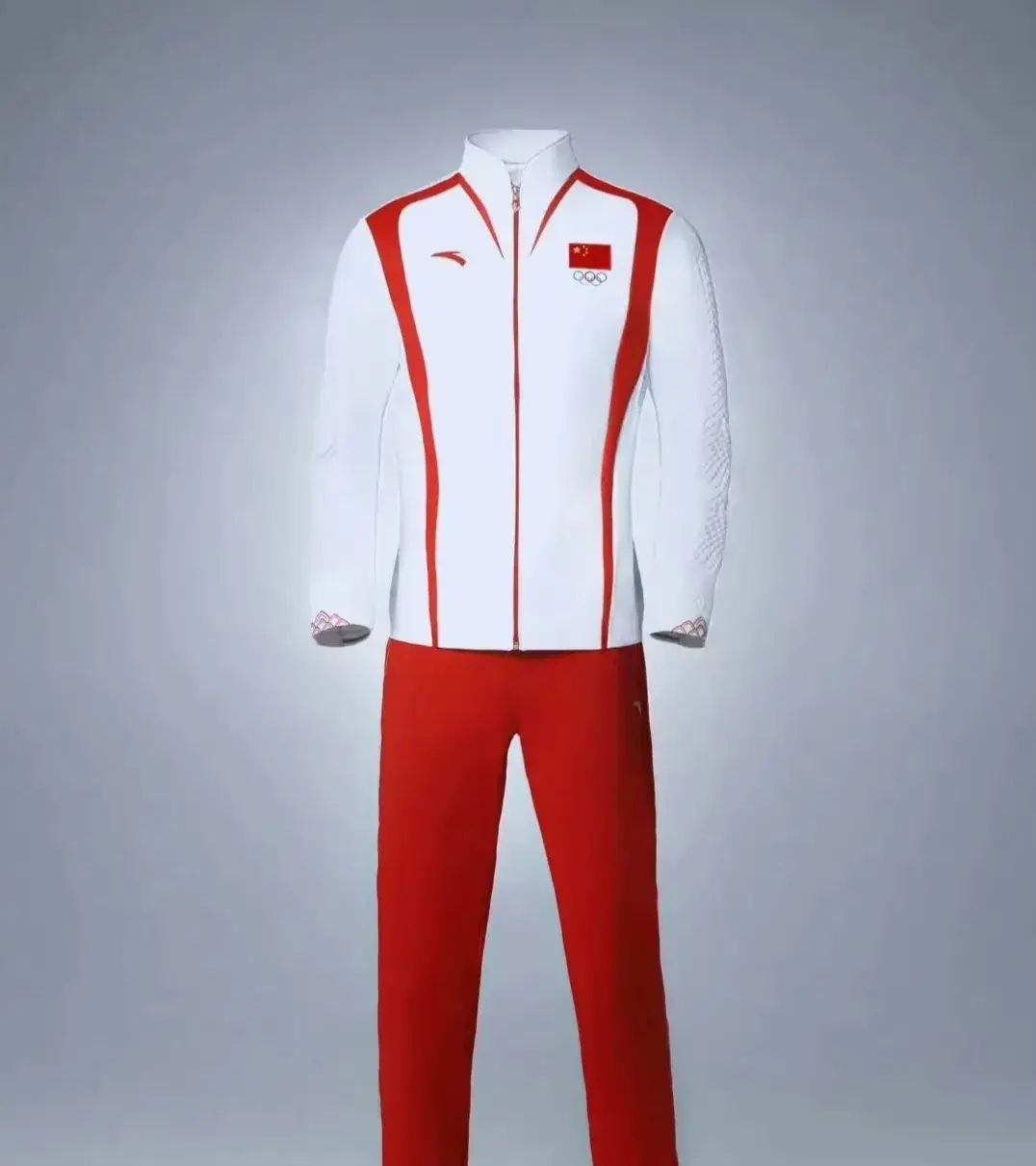 安踏赢了,奥运会运动员队服出炉