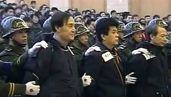 回顾:东北悍匪孙德林被判死刑,临刑前提出一要求,遗言发人深省