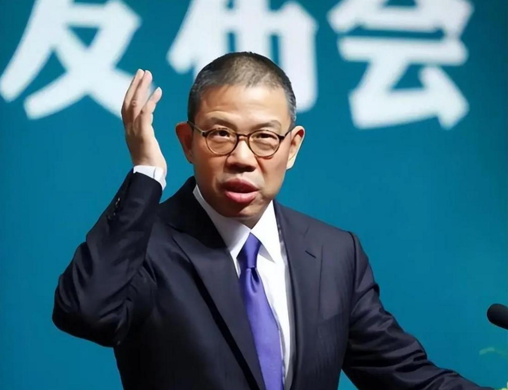 首富: 第1名,钟晱晱(农夫山泉,万泰生物):身价4,500亿元,浙江诸暨人