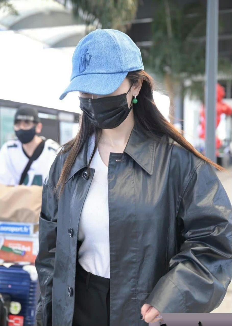 杨幂的机场生图