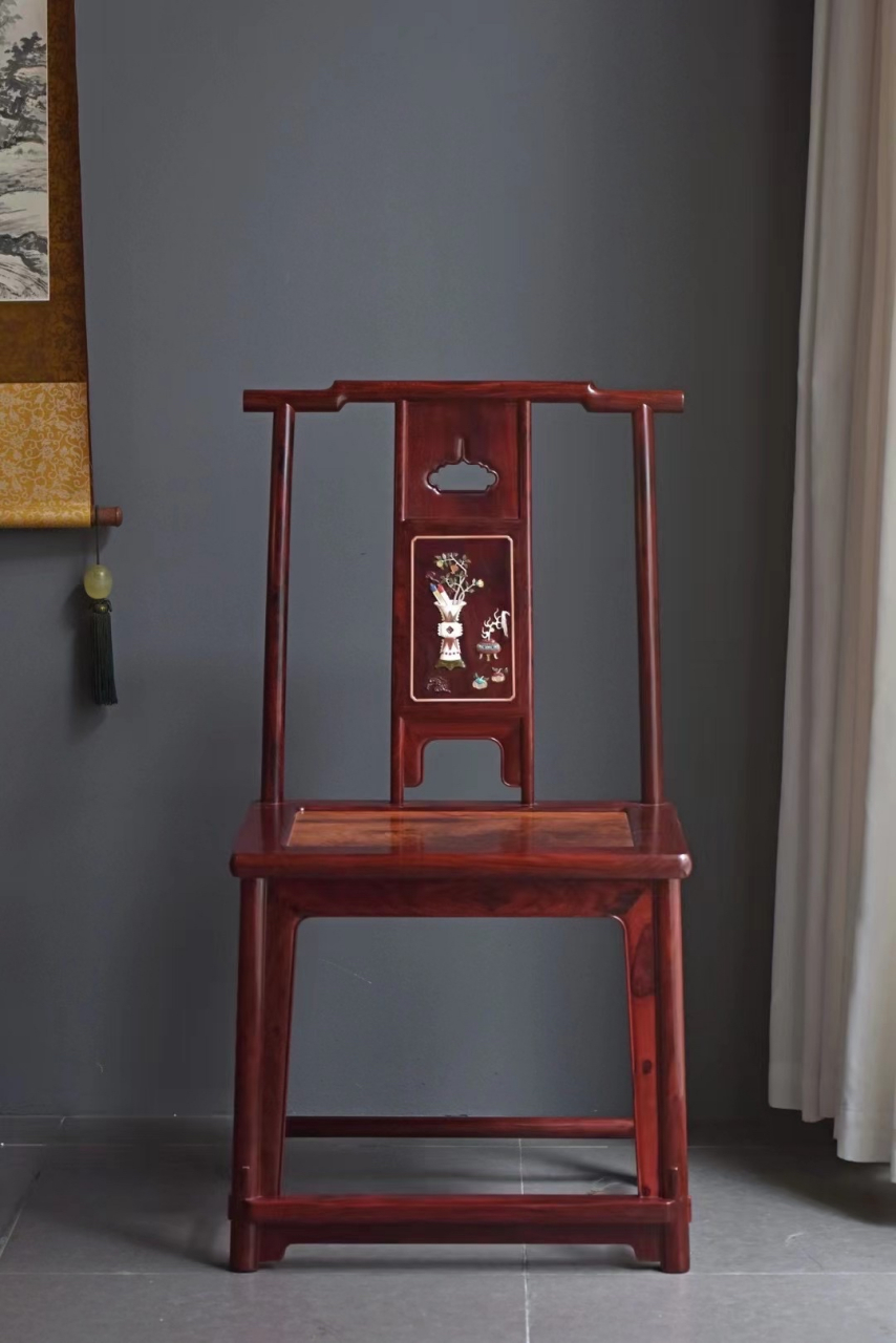 印度小叶紫檀镶嵌独板黄花梨灯挂椅