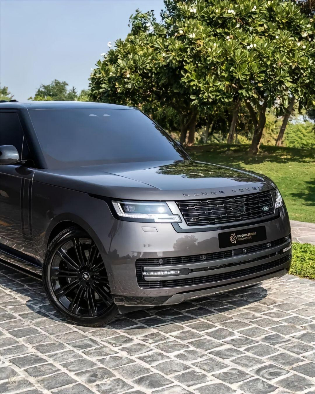 200万内无对手的suv,路虎揽胜,mpv的空间,suv姿态优美大方