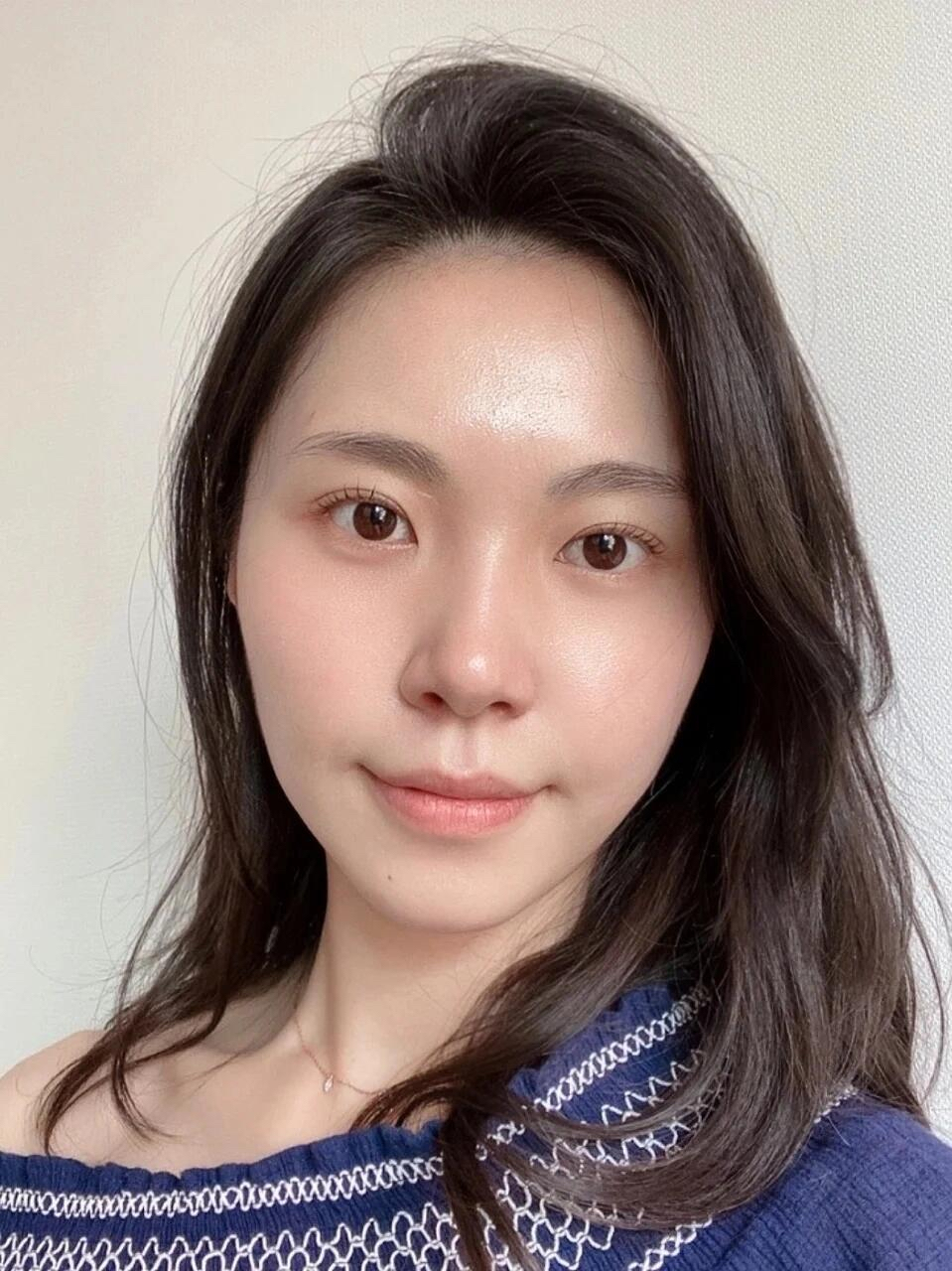 45岁,离婚女性现状,看完让人唏嘘  我结婚早,早早的把自己奉献到了