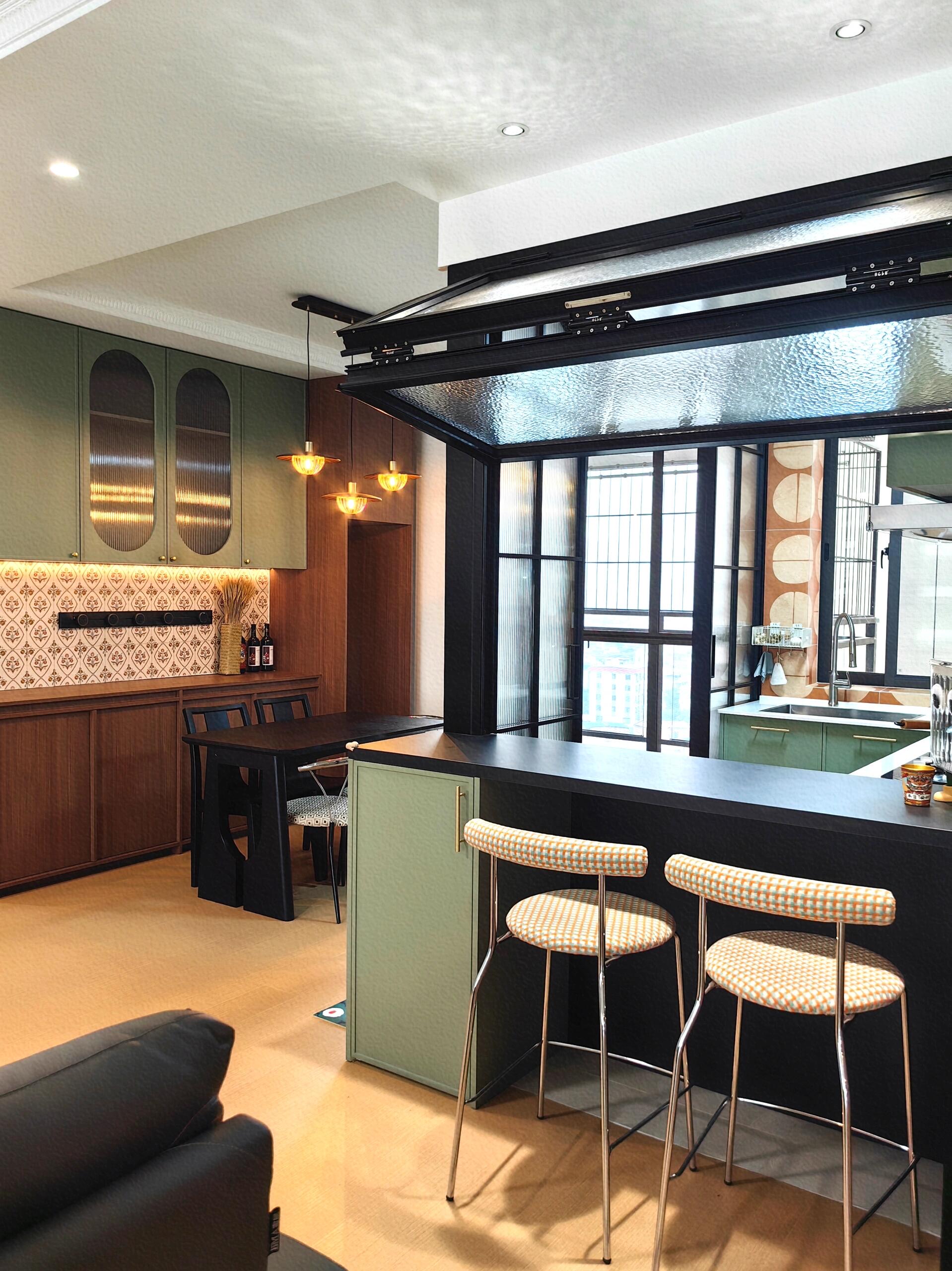 《青木瓜之味》 里面的装修风格就是南洋风