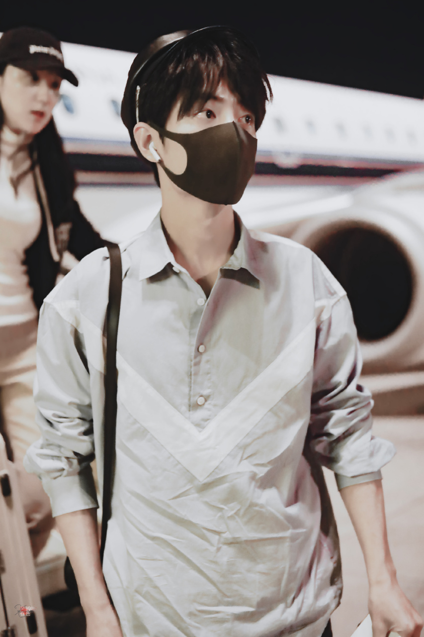 肖战戴贝雷帽真的超好看