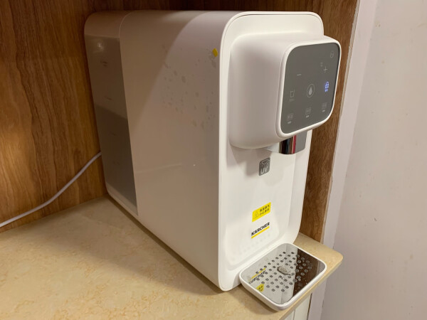karcher净水器:3秒速热,8l大容量,进口陶氏ro膜