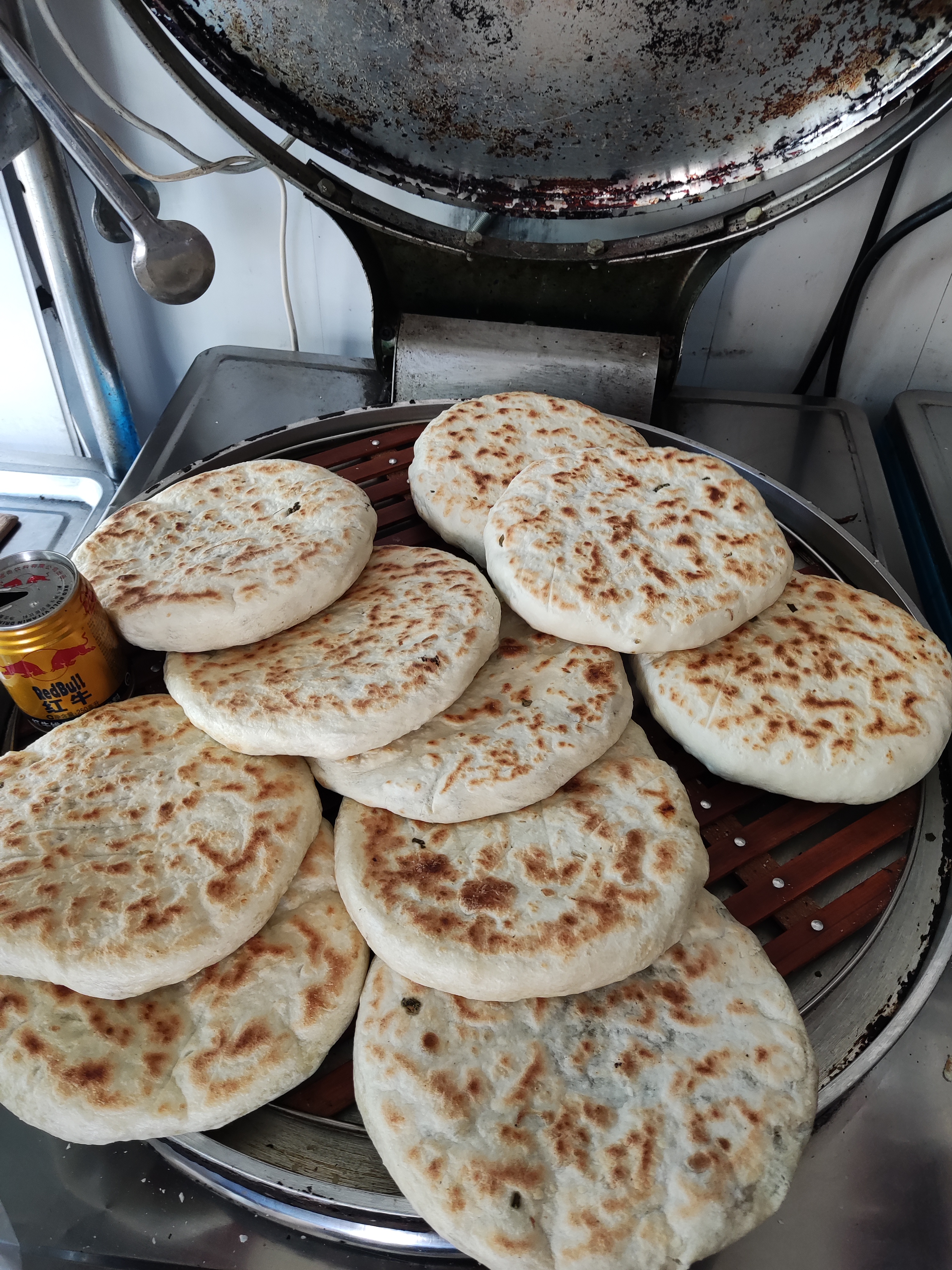 黄岩有宁溪麦鼓头,乐清的芙蓉麦饼也很出名.