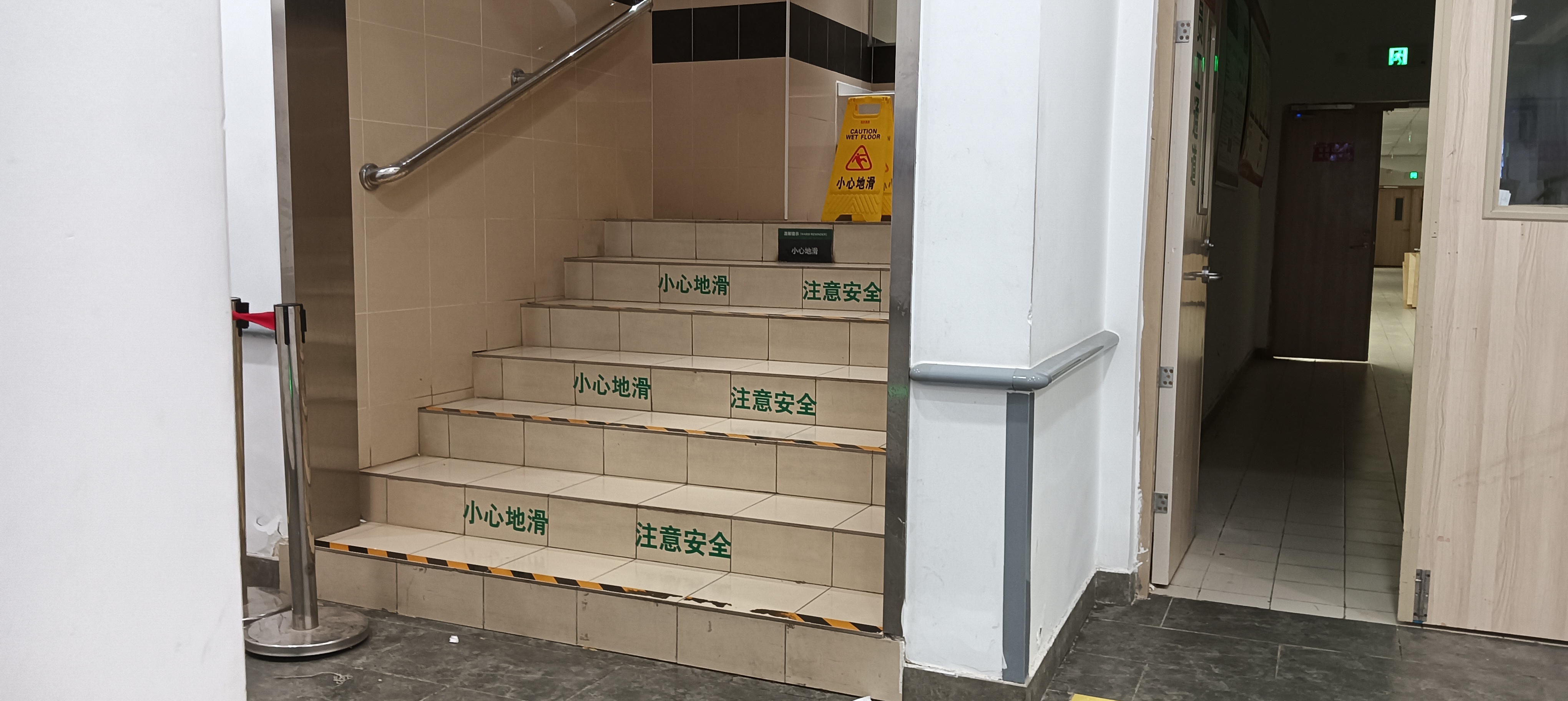 看你们说的,突然觉得自己对生活好天真,有个疑问