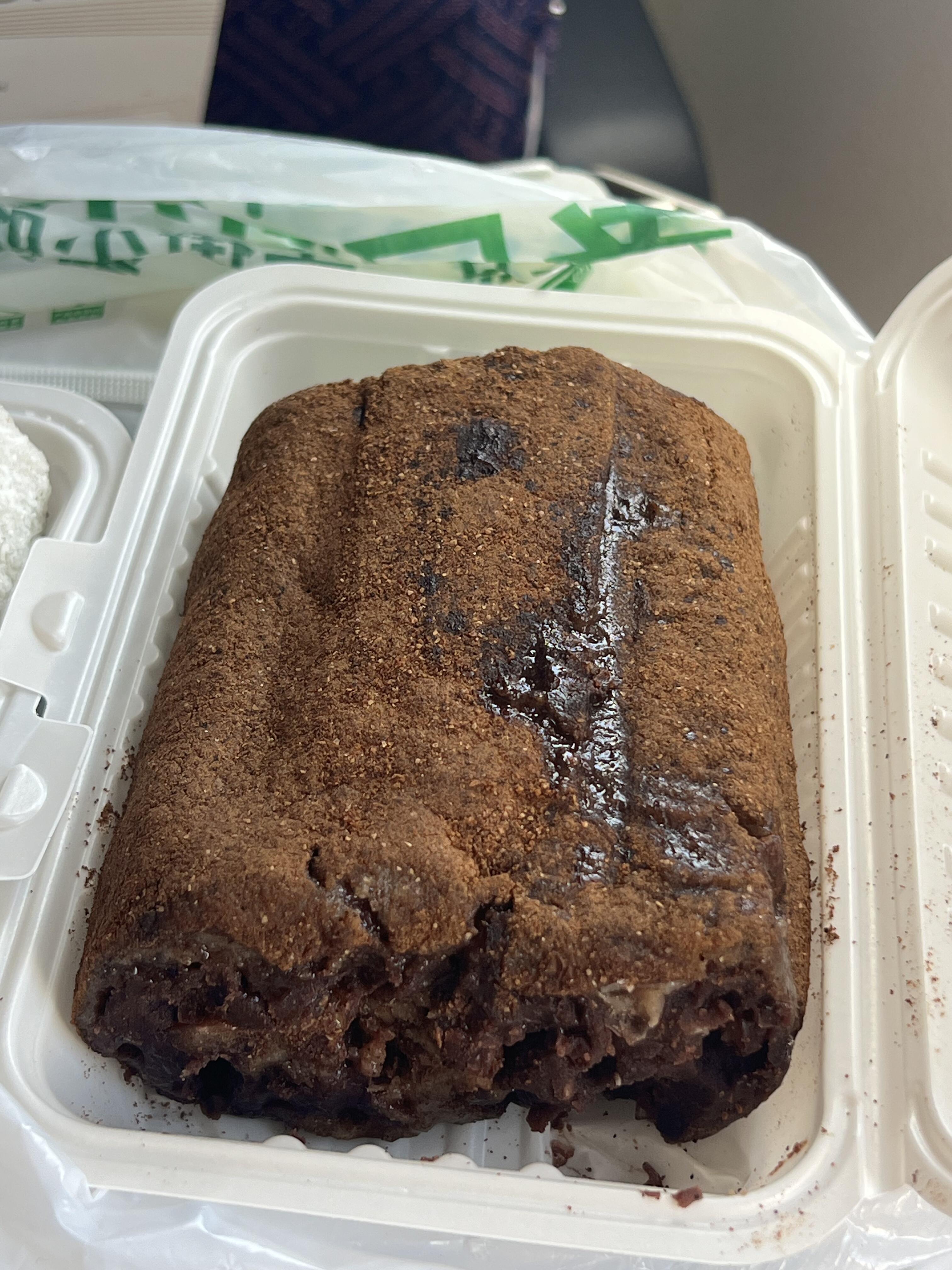 沉甸甸两大块豆沙板砖还带了豆馅烧饼 北京美食