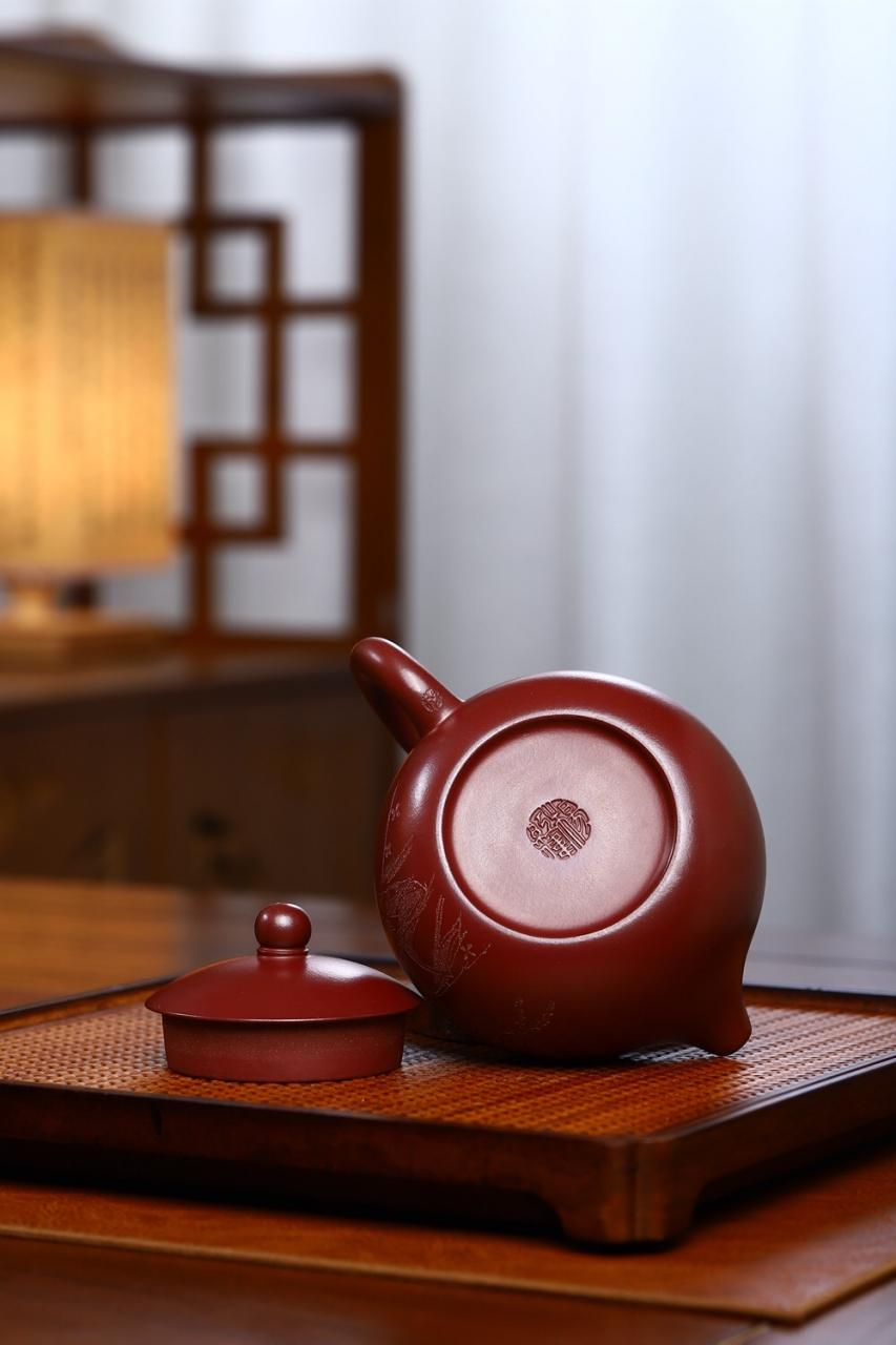 高工佳作【西施】(喜欢可询) 泥料:原矿龙血砂  容量:400cc 作者