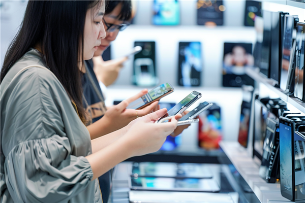 “后高考经济”升温 唯品会上数码产品、户外服饰、黄金热销