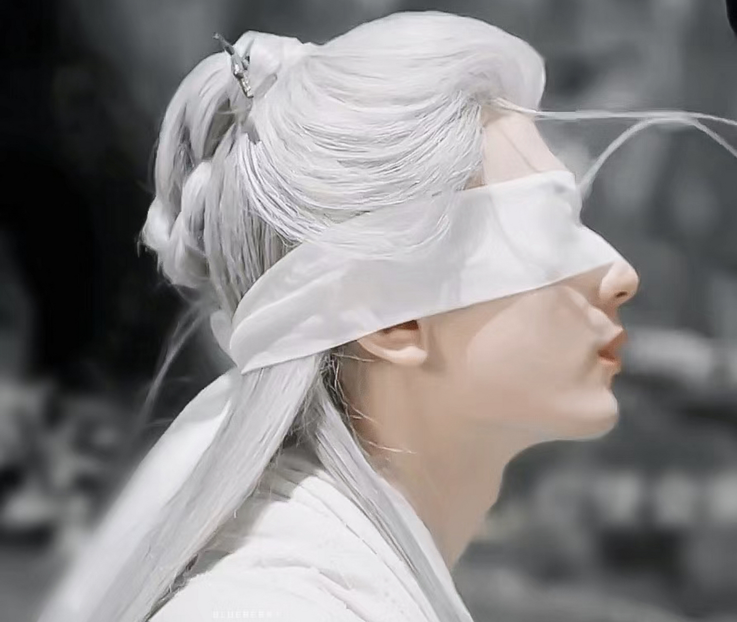 男演员蒙眼造型,发现眼睛被蒙上之后更帅气迷人了,你最喜欢谁的蒙眼