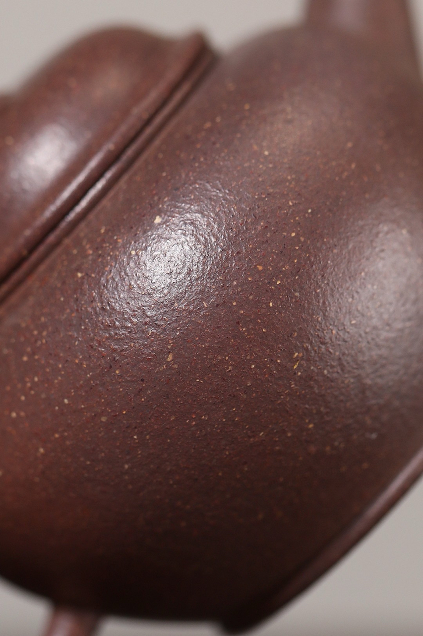 实力派全手工丨墨缘斋水平     黄龙山共生矿紫泥,170cc,网孔9孔,史